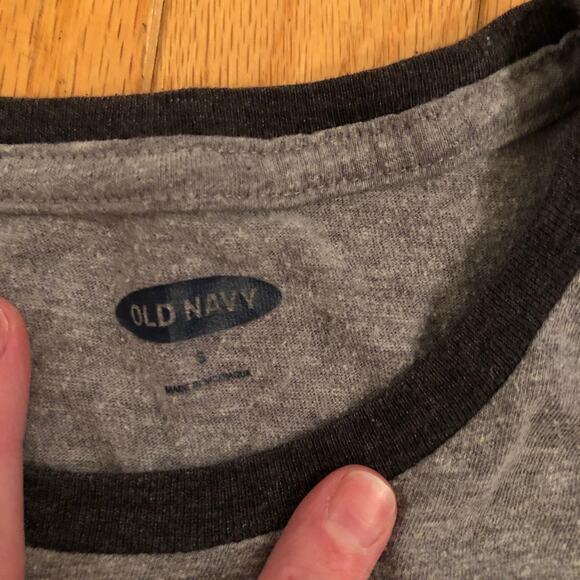 Old Navy Star Wars Gray T-shirt - Size Small - Picture 3 of 4